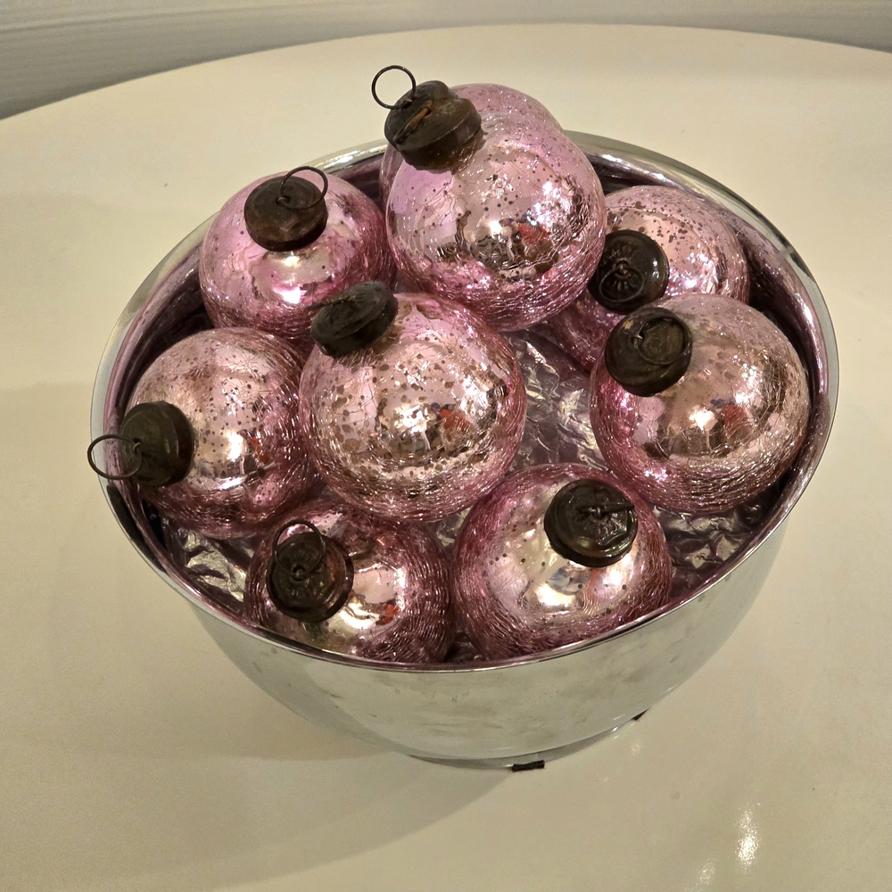 NWT 9 Pink Crackled Mercury Glass 3 Inch Holiday Ornaments w/ Antique Bronze Cap - Picture 2 of 5